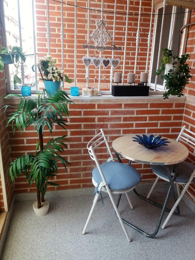 Amazing Sunny Flat With Balcony Pool Two Mins From The Beach Torrevieja Exterior photo