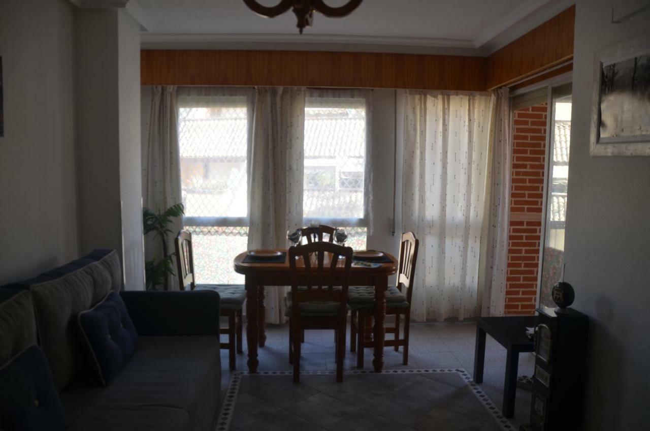 Amazing Sunny Flat With Balcony Pool Two Mins From The Beach Torrevieja Exterior photo